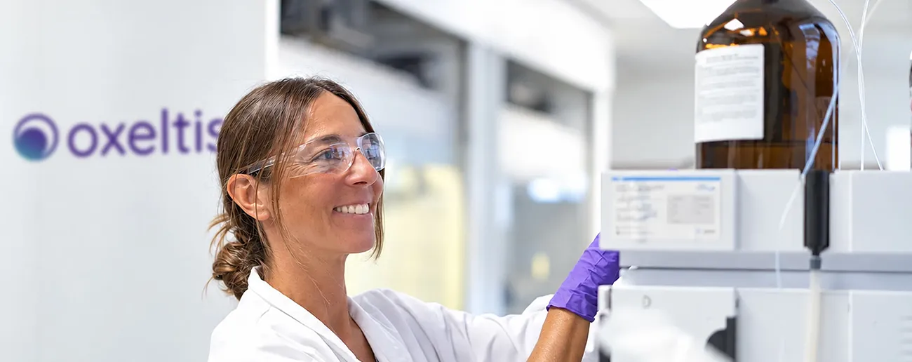 Oxeltis chemist at work in the laboratory
